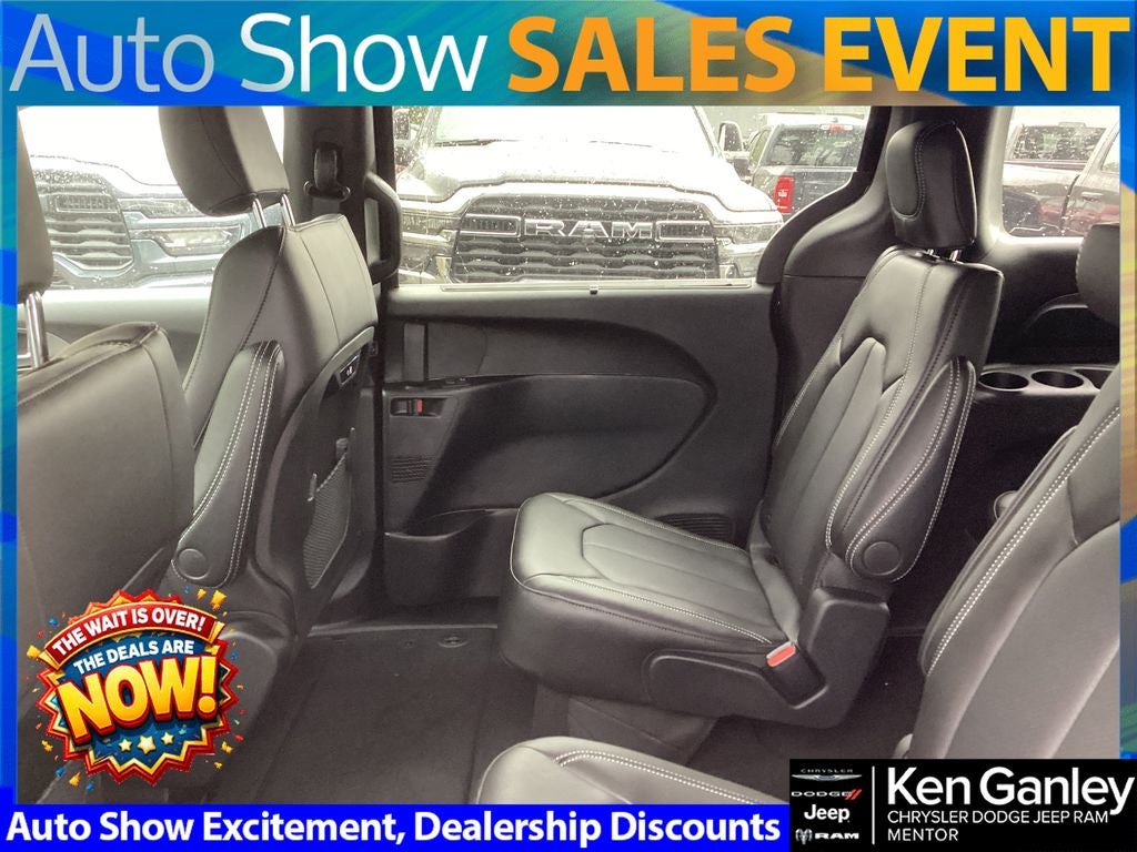 2026 Chrysler Pacifica PACIFICA SELECT AWD