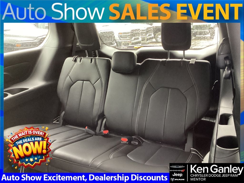 2026 Chrysler Pacifica PACIFICA SELECT AWD