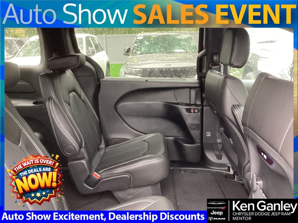 2026 Chrysler Pacifica PACIFICA SELECT AWD