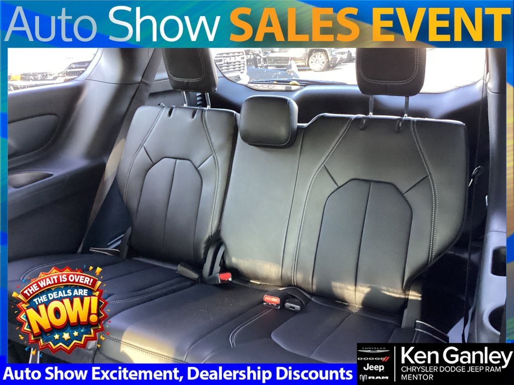 2026 Chrysler Pacifica PACIFICA SELECT AWD