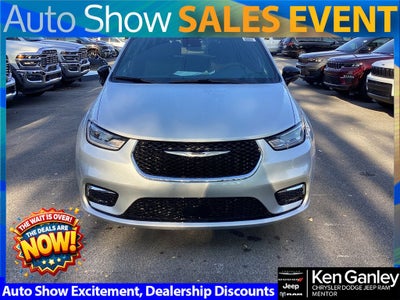 2026 Chrysler Pacifica PACIFICA SELECT AWD