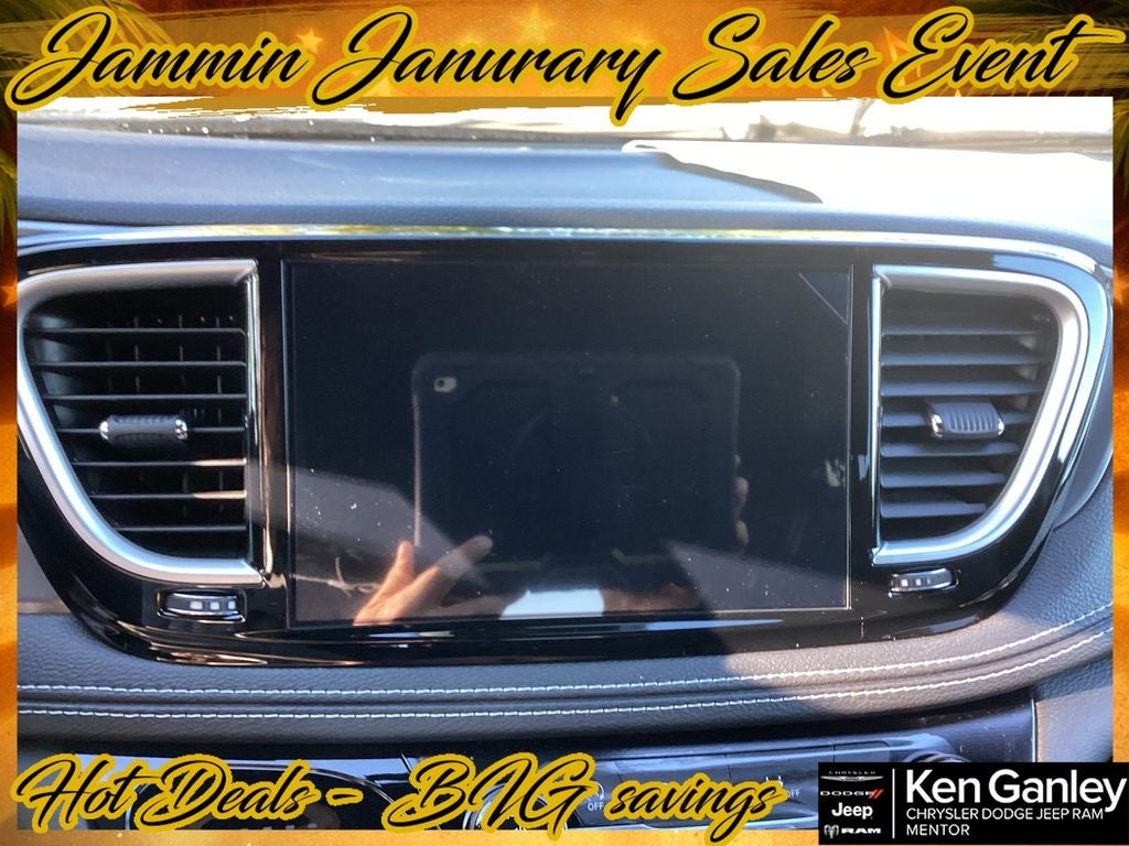 2026 Chrysler Pacifica PACIFICA SELECT AWD