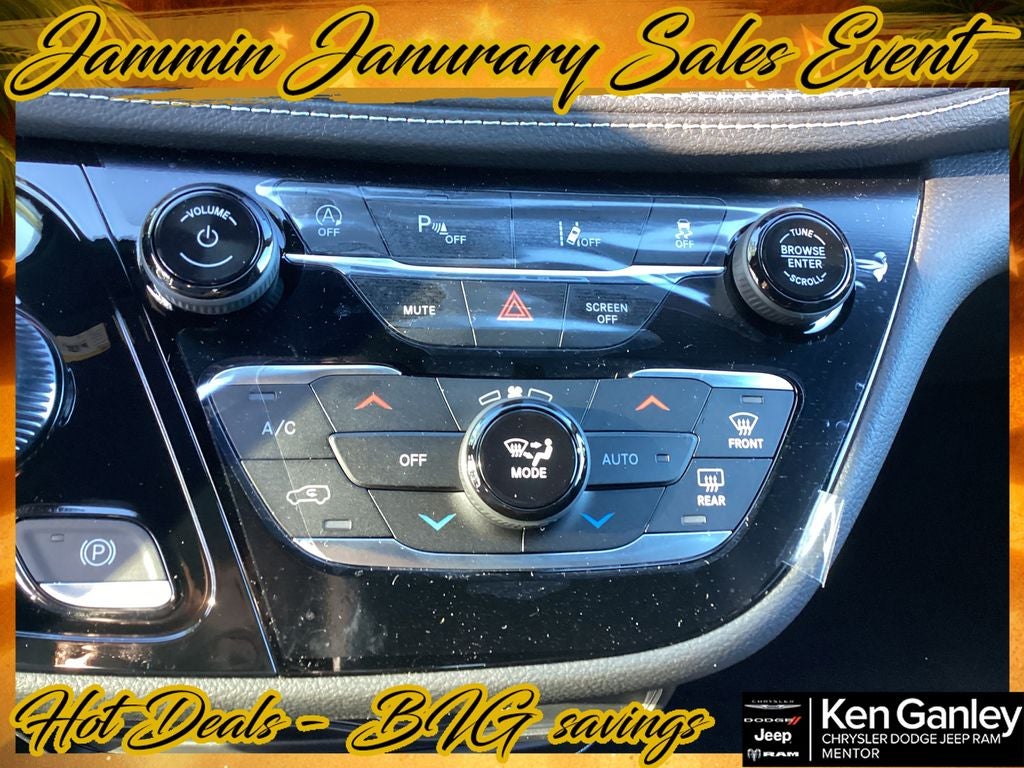 2026 Chrysler Pacifica PACIFICA SELECT AWD