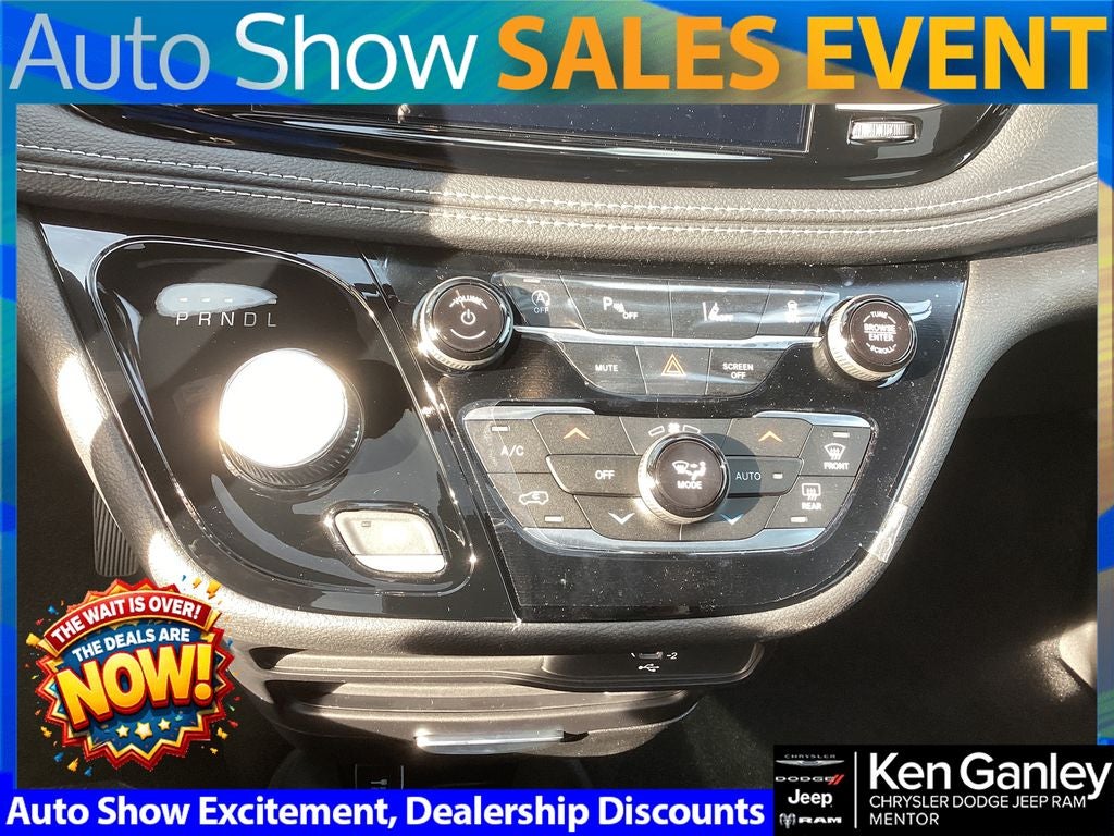 2026 Chrysler Pacifica PACIFICA SELECT AWD