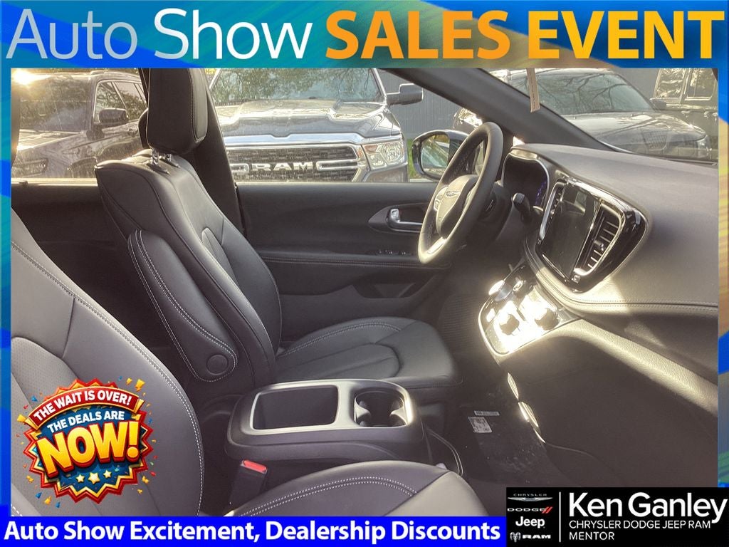 2026 Chrysler Pacifica PACIFICA SELECT AWD