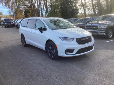 2026 Chrysler Pacifica PACIFICA SELECT AWD