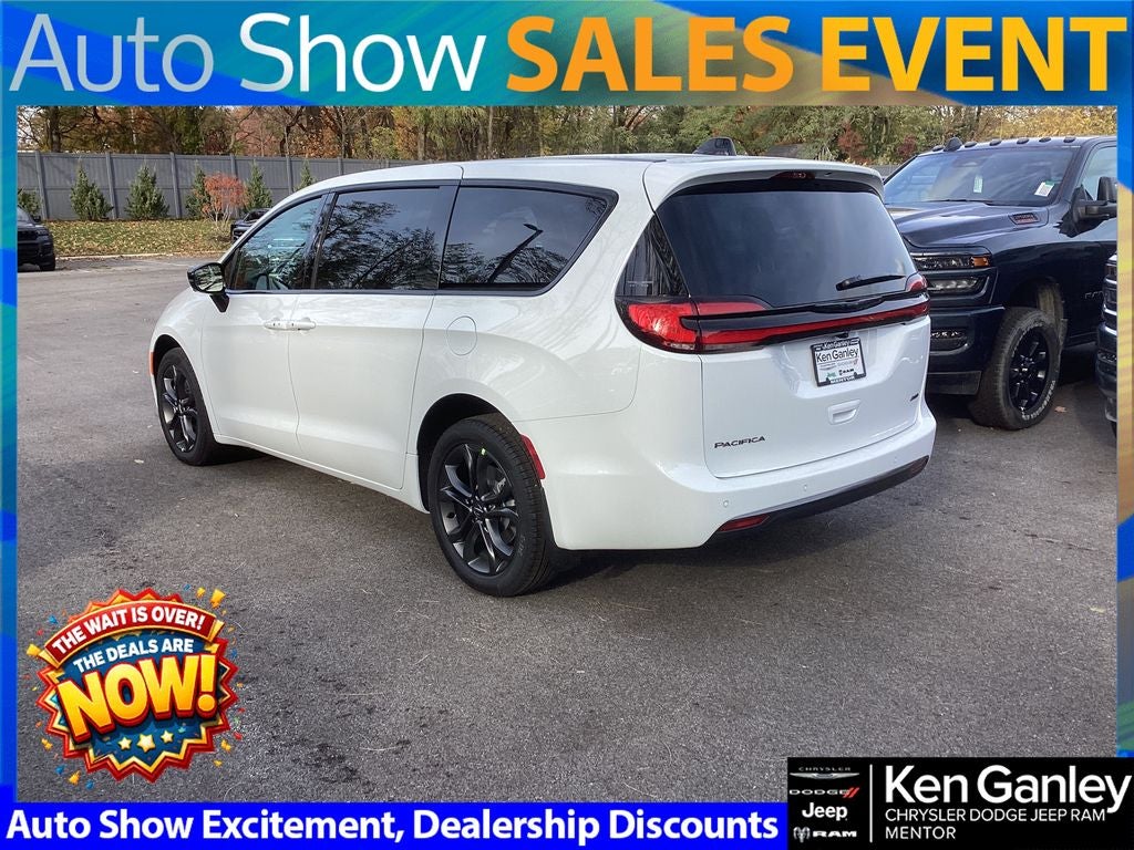 2026 Chrysler Pacifica PACIFICA SELECT AWD