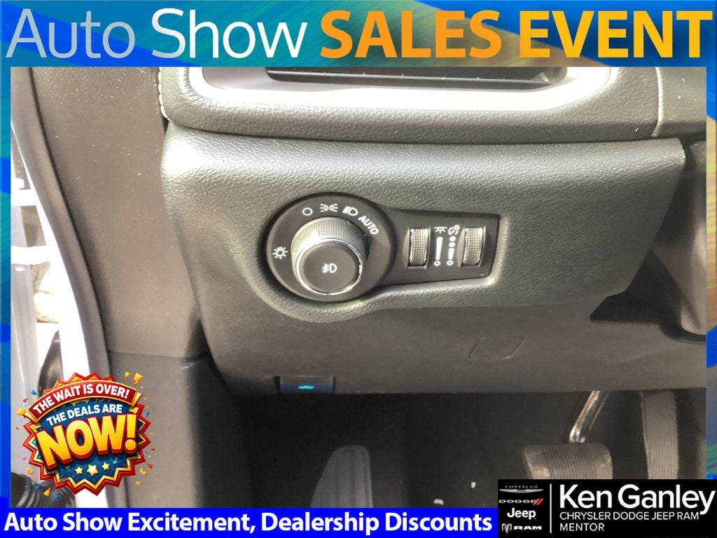 2026 Chrysler Pacifica PACIFICA SELECT AWD