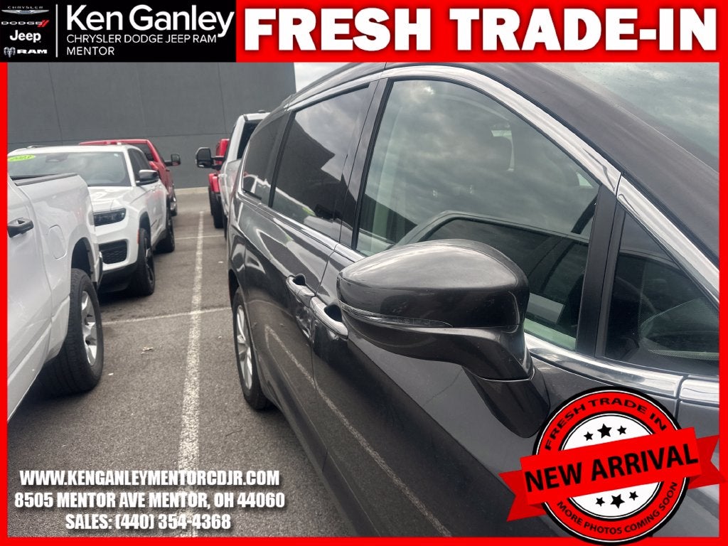 2021 Chrysler Pacifica Touring