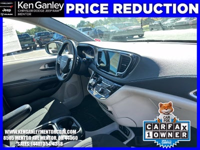 2021 Chrysler Pacifica Touring AWD