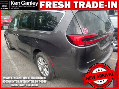 2021 Chrysler Pacifica Touring