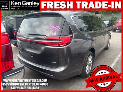 2021 Chrysler Pacifica Touring