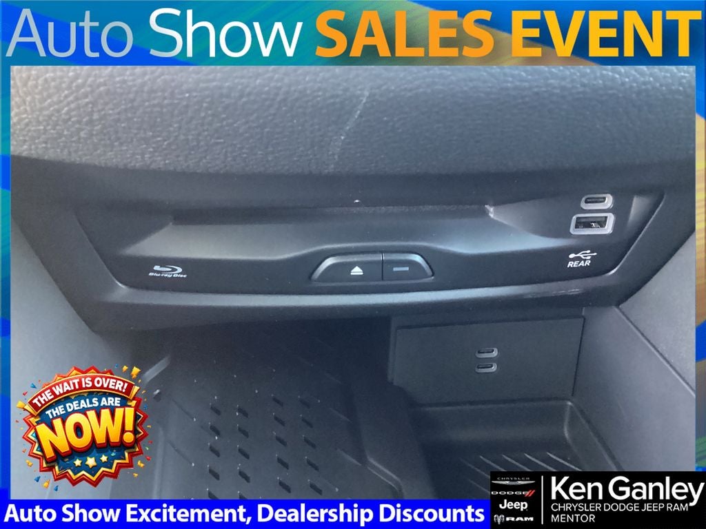 2026 Chrysler Pacifica PACIFICA LIMITED AWD