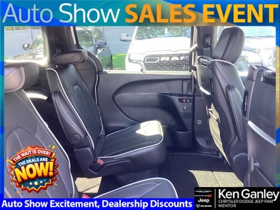 2026 Chrysler Pacifica PACIFICA LIMITED AWD