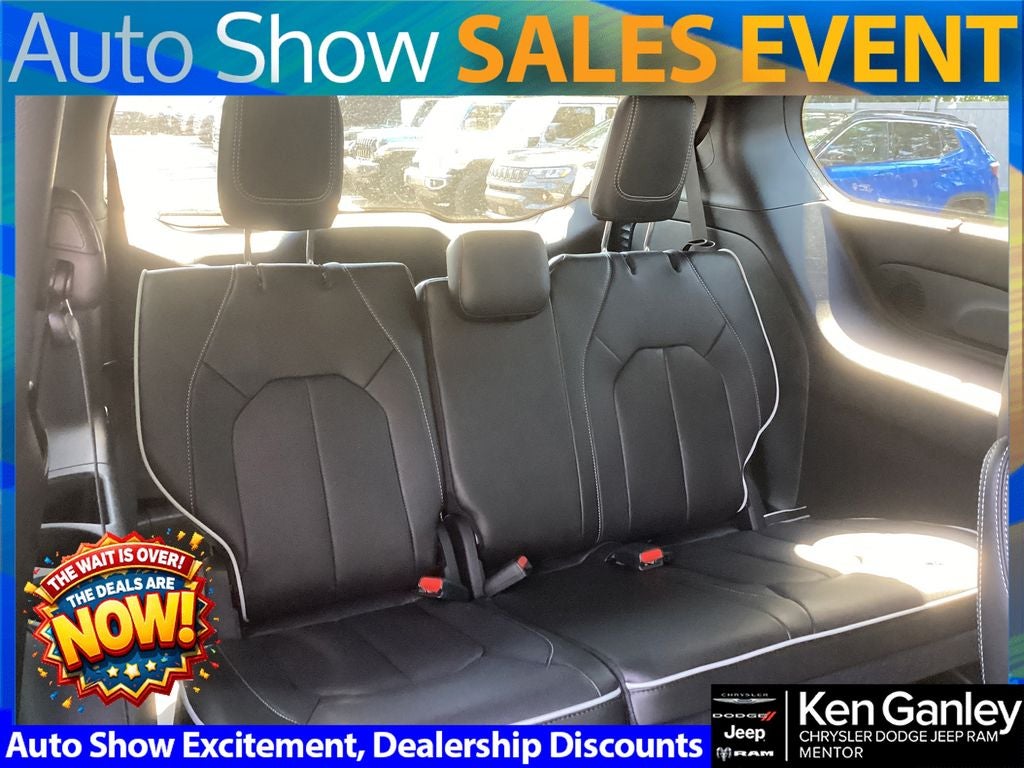 2026 Chrysler Pacifica PACIFICA LIMITED AWD