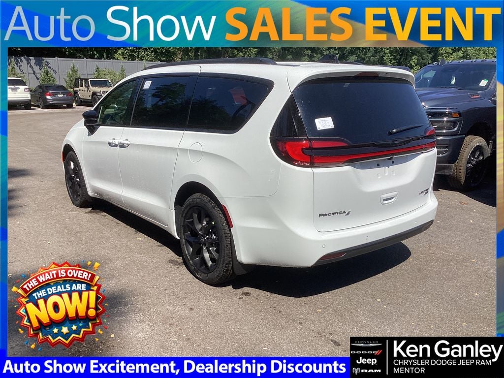 2026 Chrysler Pacifica PACIFICA LIMITED AWD