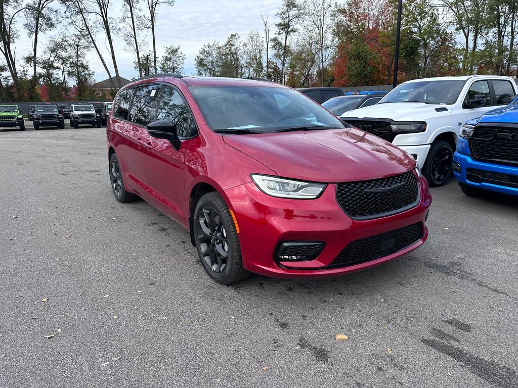 2026 Chrysler Pacifica PACIFICA LIMITED AWD