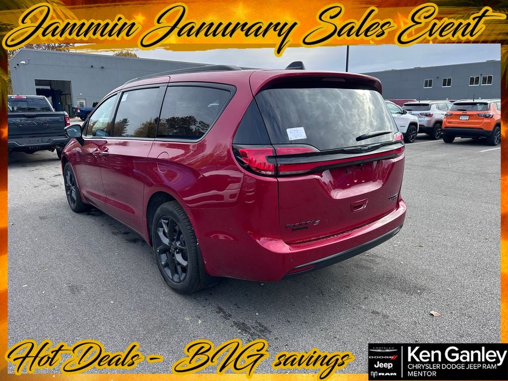 2026 Chrysler Pacifica PACIFICA LIMITED AWD
