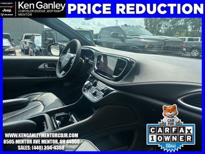 2024 Chrysler Pacifica Limited AWD