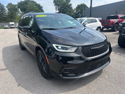 2024 Chrysler Pacifica Limited AWD