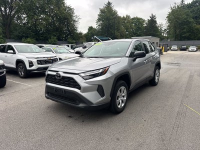 2025 Toyota RAV4 LE