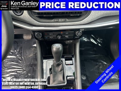 2023 Jeep Compass Latitude Lux FWD