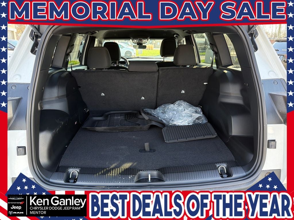 2026 Jeep Cherokee CHEROKEE LAREDO 4X4