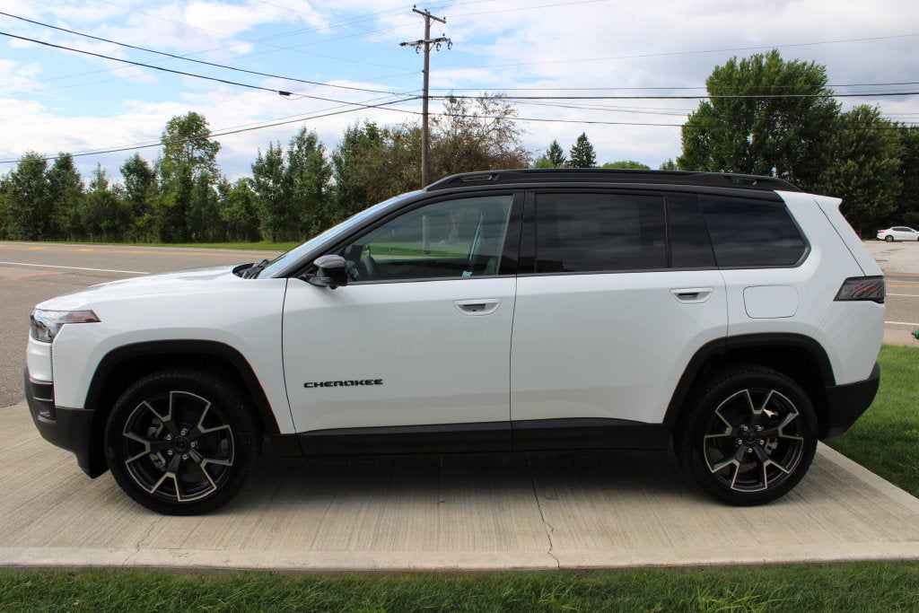 2026 Jeep Cherokee CHEROKEE OVERLAND 4X4