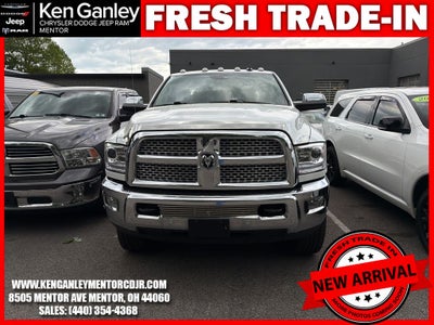 2017 RAM 3500 Laramie Crew Cab 4x4 6'4' Box