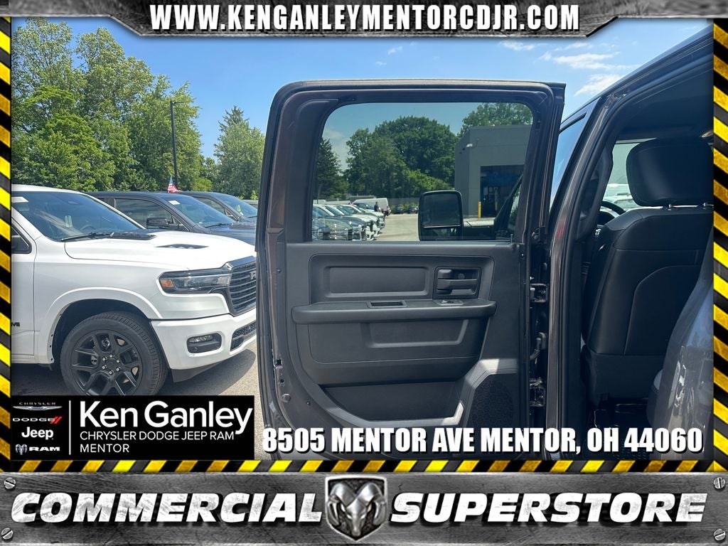 2026 RAM Ram 3500 RAM 3500 TRADESMAN CREW CAB 4X4 8' BOX