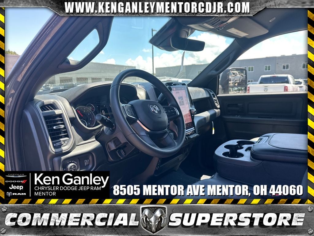2026 RAM Ram 3500 RAM 3500 TRADESMAN CREW CAB 4X4 8' BOX