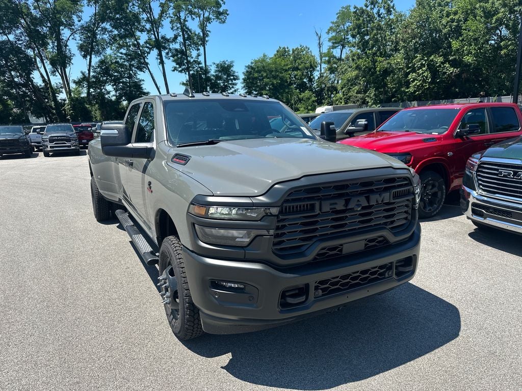 2026 RAM Ram 3500 RAM 3500 TRADESMAN CREW CAB 4X4 8' BOX