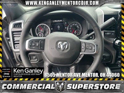 2027 RAM Ram 3500 RAM 3500 BIG HORN CREW CAB 4X4 8' BOX