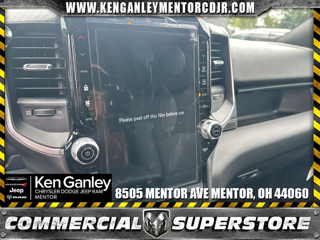 2027 RAM Ram 3500 RAM 3500 BIG HORN CREW CAB 4X4 8' BOX
