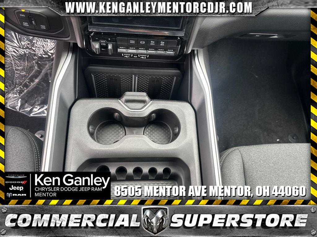 2027 RAM Ram 3500 RAM 3500 BIG HORN CREW CAB 4X4 8' BOX