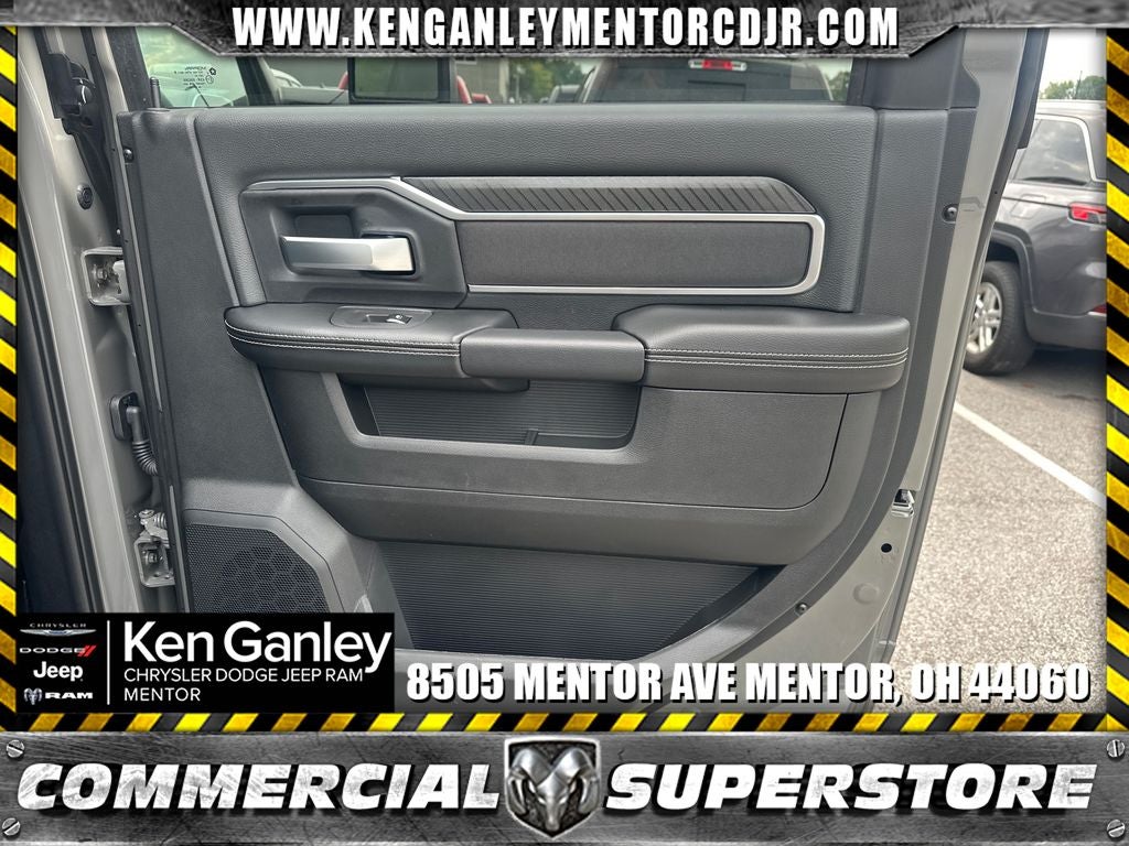 2027 RAM Ram 3500 RAM 3500 BIG HORN CREW CAB 4X4 8' BOX