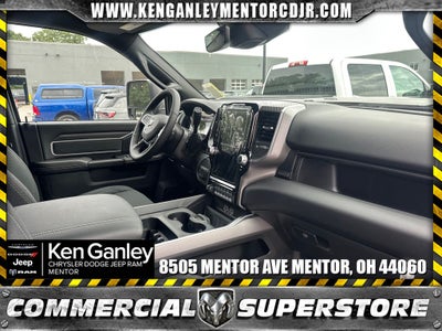 2027 RAM Ram 3500 RAM 3500 BIG HORN CREW CAB 4X4 8' BOX