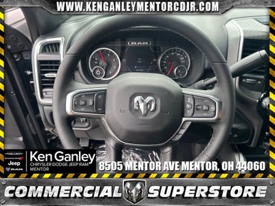 2027 RAM Ram 3500 RAM 3500 BIG HORN CREW CAB 4X4 8' BOX