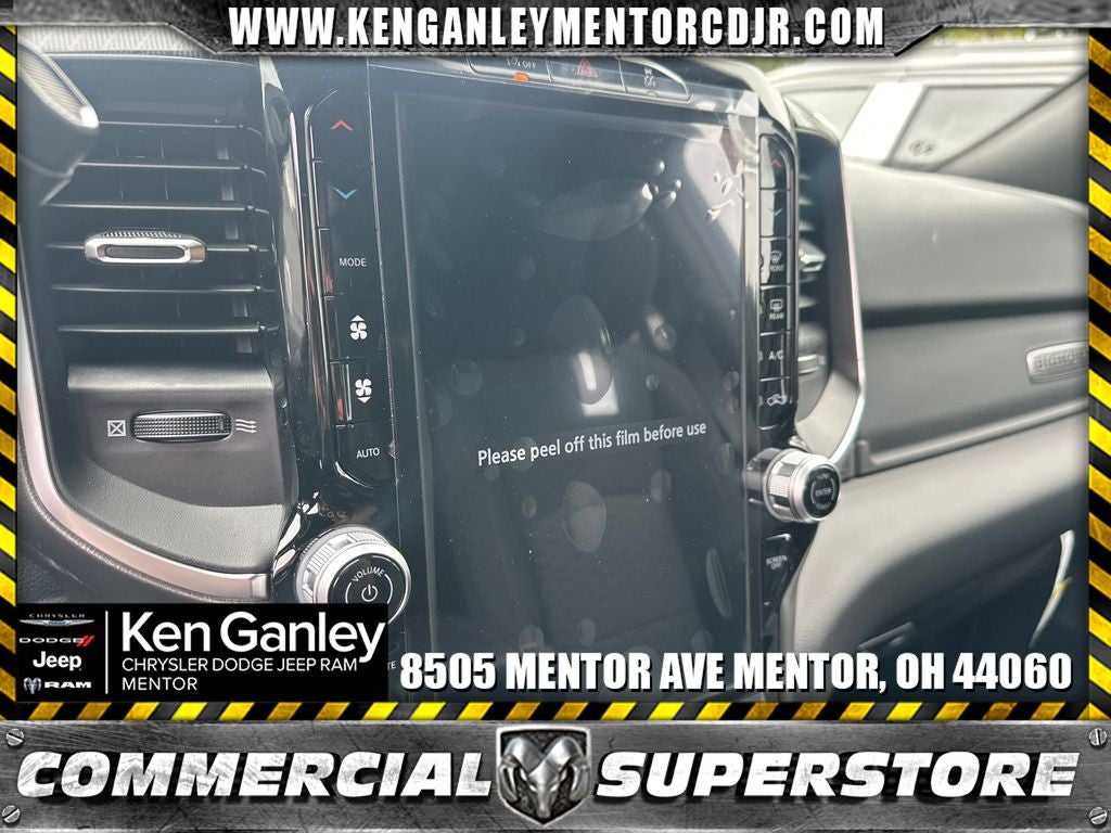 2027 RAM Ram 3500 RAM 3500 BIG HORN CREW CAB 4X4 8' BOX