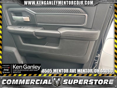 2027 RAM Ram 3500 RAM 3500 BIG HORN CREW CAB 4X4 8' BOX