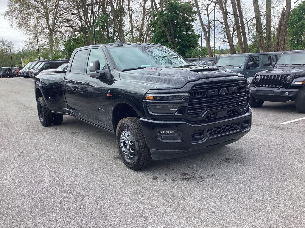 2026 RAM Ram 3500 RAM 3500 LARAMIE CREW CAB 4X4 8' BOX