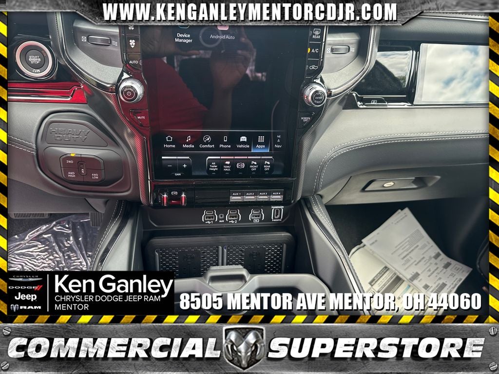 2026 RAM Ram 3500 RAM 3500 LIMITED MEGA CAB 4X4 6'4' BOX