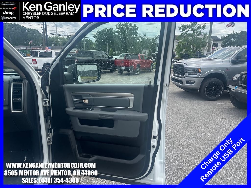 2017 RAM 1500 Big Horn Crew Cab 4x4 5'7' Box