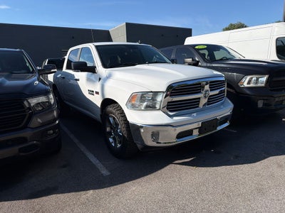 2017 RAM 1500 Big Horn Crew Cab 4x4 5'7' Box