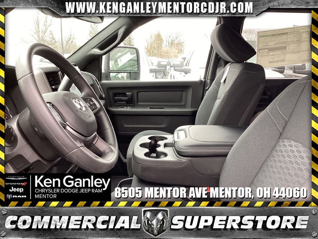 2026 RAM Ram 2500 RAM 2500 BLACK EXPRESS CREW CAB 4X4 6'4' BOX