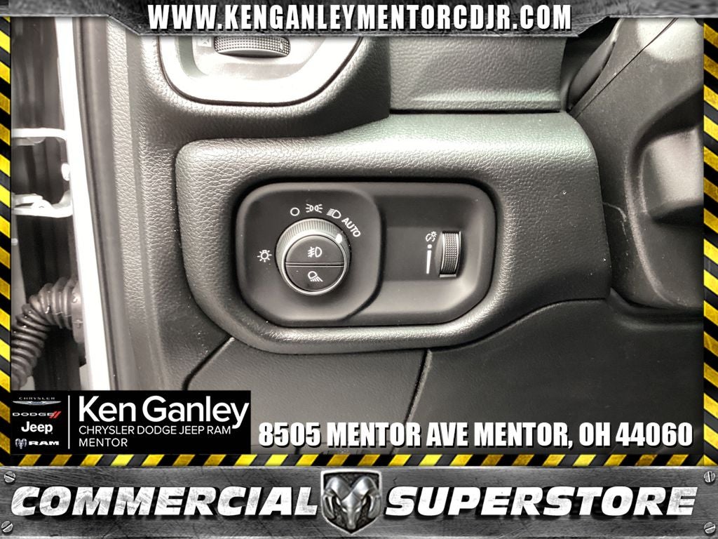 2026 RAM Ram 2500 RAM 2500 BLACK EXPRESS CREW CAB 4X4 6'4' BOX