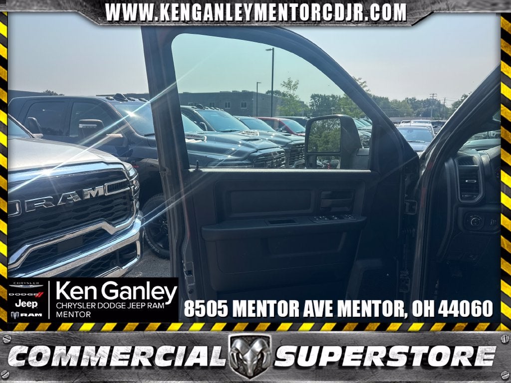 2026 RAM Ram 2500 RAM 2500 BLACK EXPRESS CREW CAB 4X4 6'4' BOX