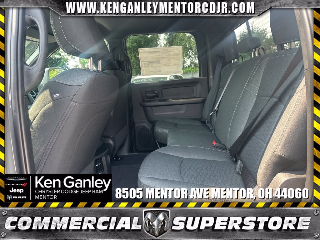2026 RAM Ram 2500 RAM 2500 BLACK EXPRESS CREW CAB 4X4 6'4' BOX