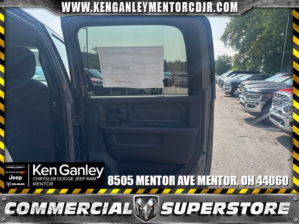 2026 RAM Ram 2500 RAM 2500 BLACK EXPRESS CREW CAB 4X4 6'4' BOX