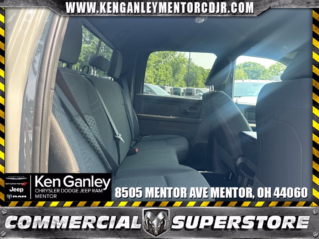 2026 RAM Ram 2500 RAM 2500 BLACK EXPRESS CREW CAB 4X4 6'4' BOX